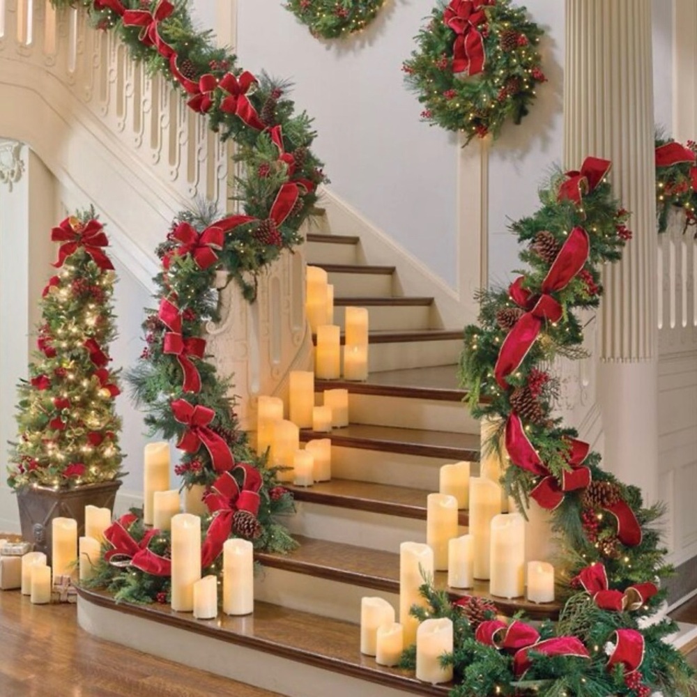 Frontgate Holiday Pine Garland with Red Bows - NWT - Picture 4 of 16